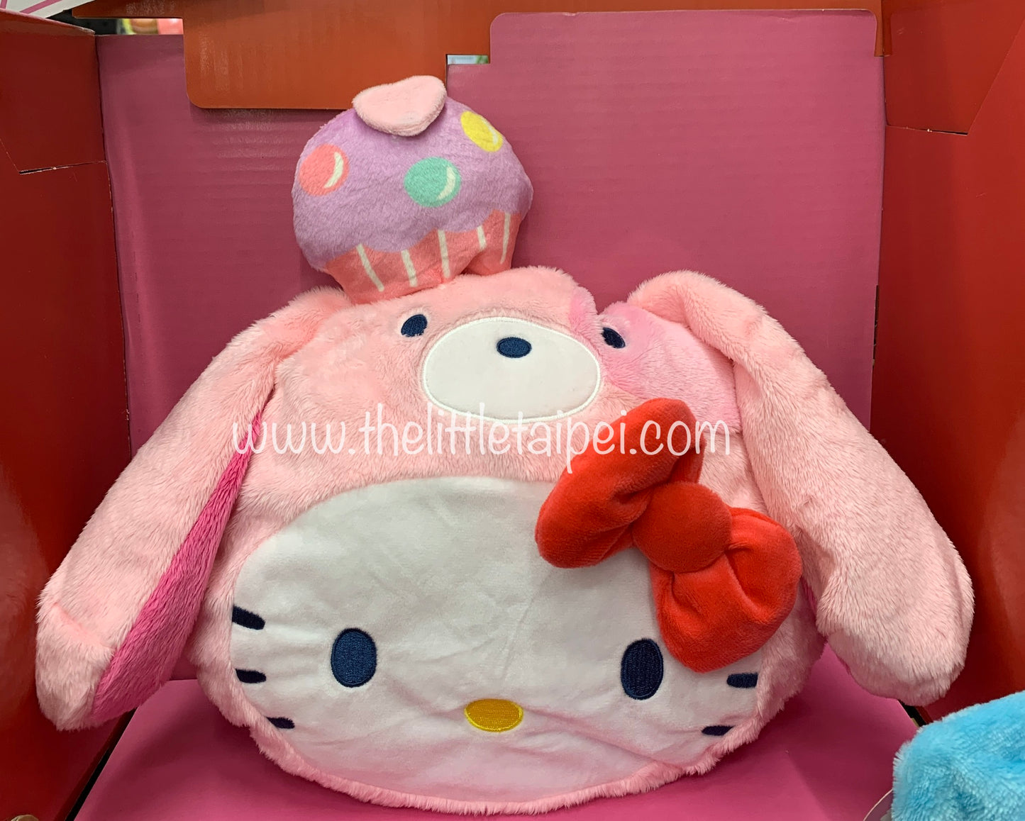 SANRIO HELLO KITTY Pillow and Blanket Set Taiwan Exclusive