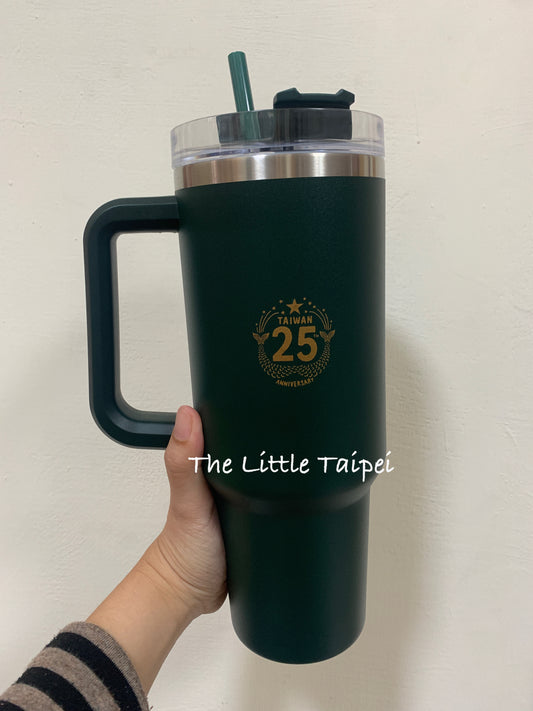 Stanley X Starbucks Taiwan 25th Anniversary 40oz Quencher Tumbler