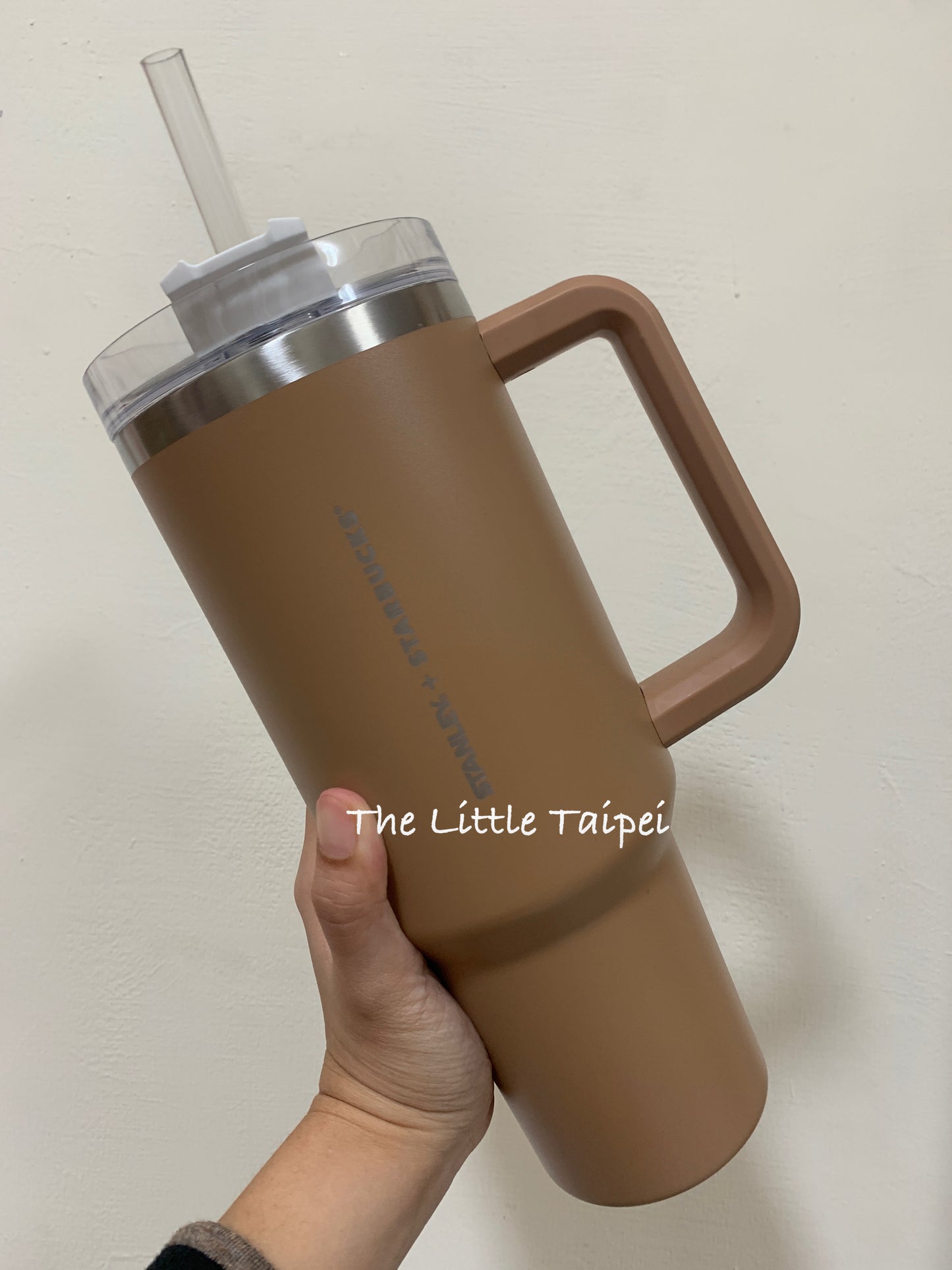 Stanley X Starbucks Philippines Camel 40oz Quencher Tumbler